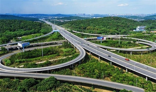 吉安钢筋套筒应用于高速公路